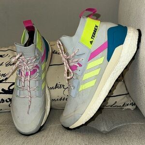 Adidas Terrex Free Hiker Primeblue 340 - Women's Sz 8